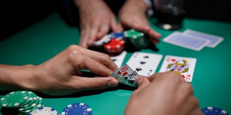 Bài rác trong Poker là như thế nào?
